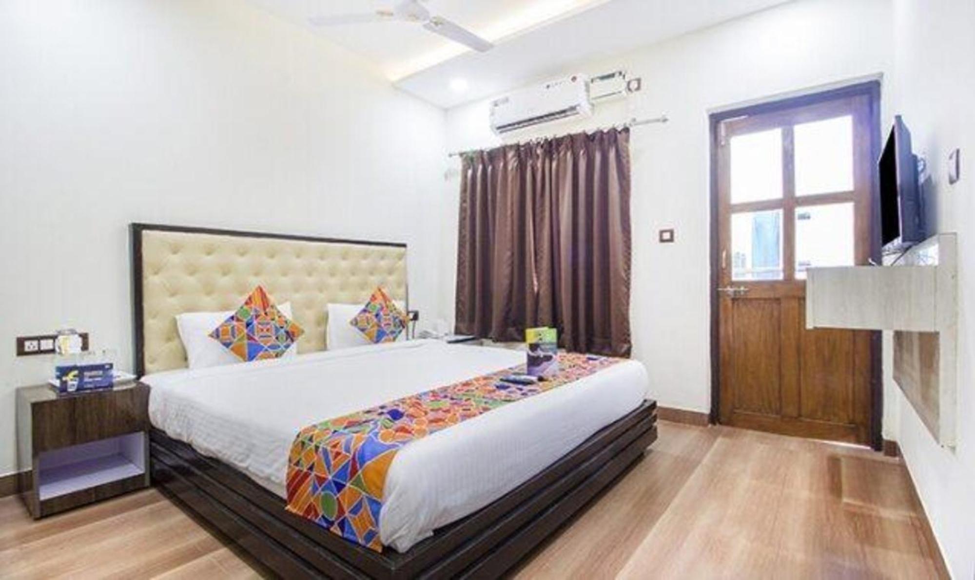 Fabexpress Orchid The Sky Hotel Calangute Exterior photo